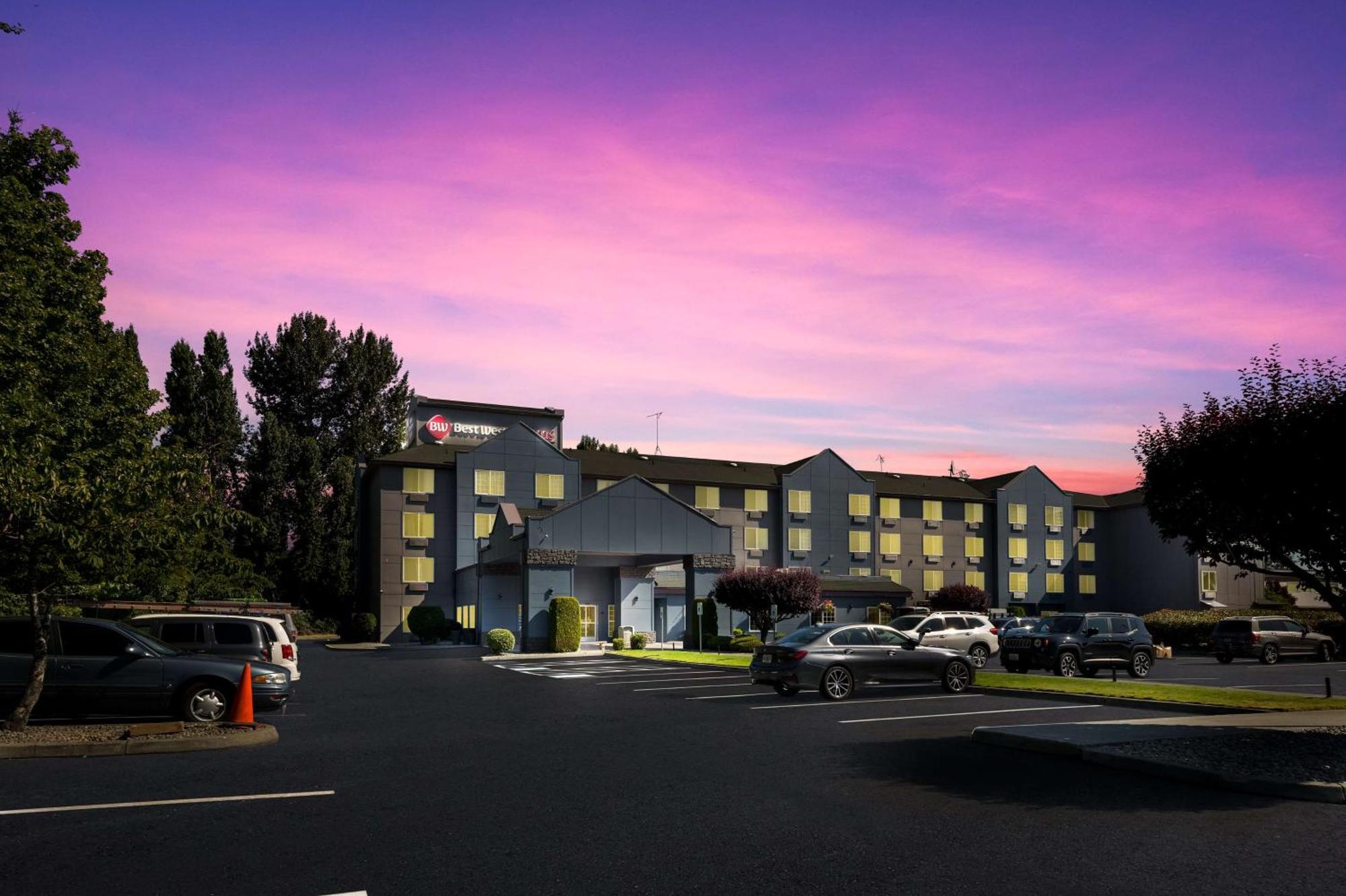 Best Western Plus Mountain View Auburn Inn Exterior photo